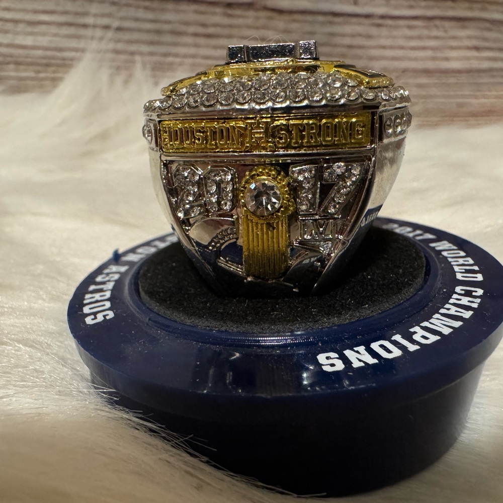 Houston Astros Ring Size 11 - Picture 5 of 7